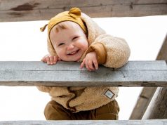 Çocuğumuzun Otizmli Olduğunu Nasıl Anlarız? Çocuğumuzun Otizmli Olduğunu Nasıl Anlarız